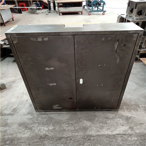 機殼設(shè)備件